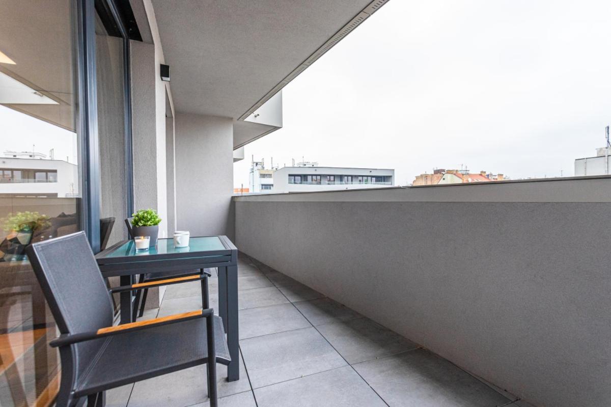 Apartament Oscar With Garage *